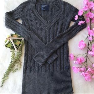 American Eagle Grey V-Neck Sweater